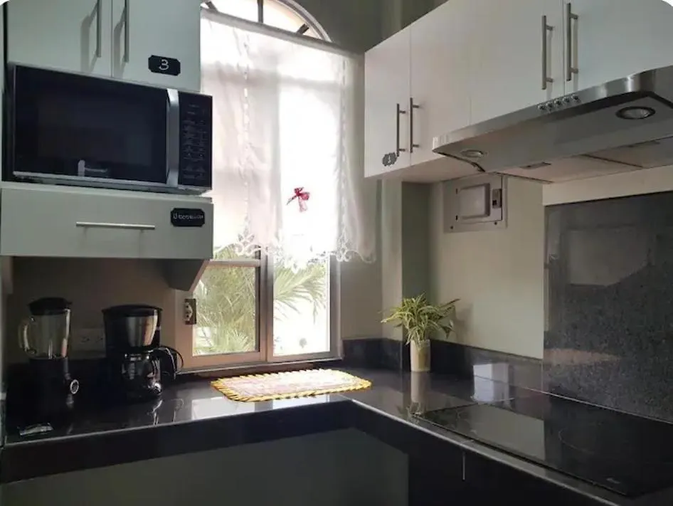Πανσιόν Habitacion Independiente En Samborondon